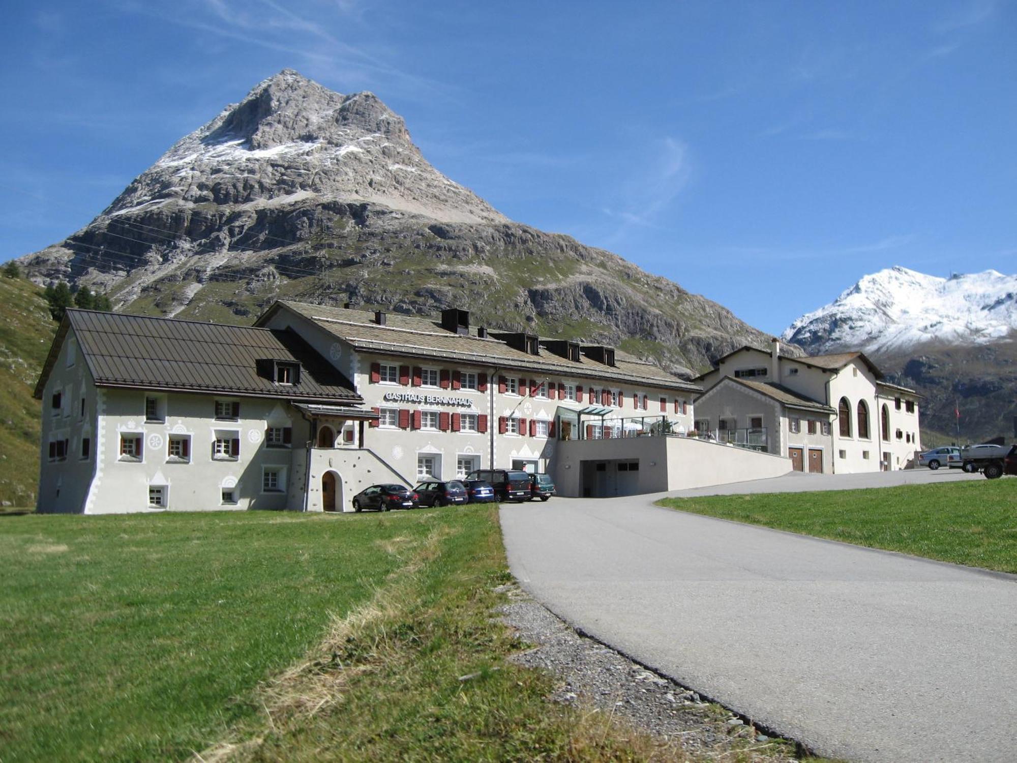 Gasthaus & Hotel Berninahaus Pontresina Exterior foto